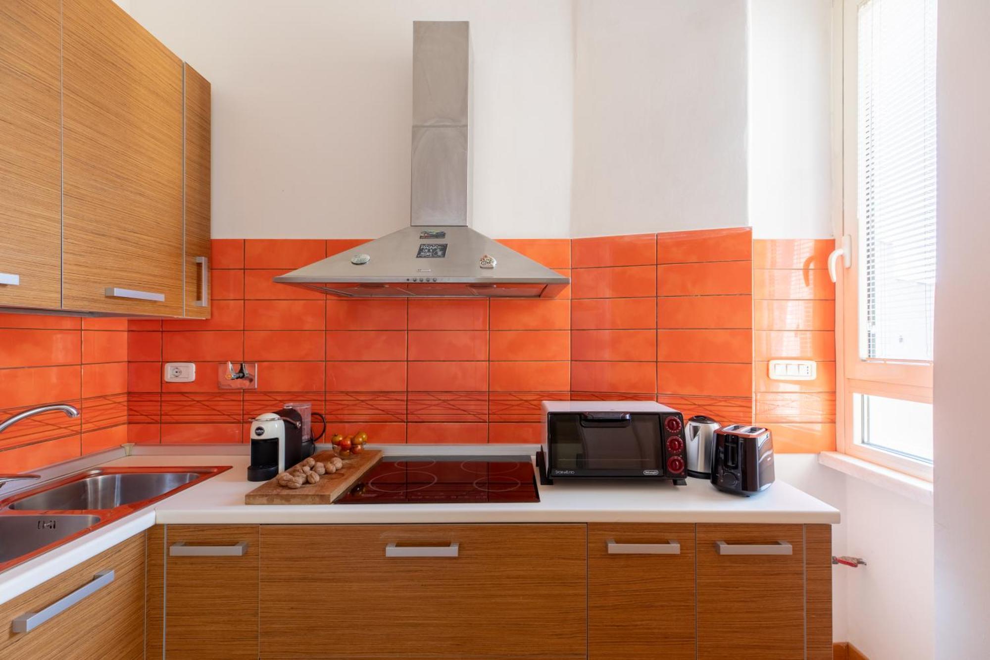 Iflat Bright & Comfy 2-bedroom Near Vatican Apartment