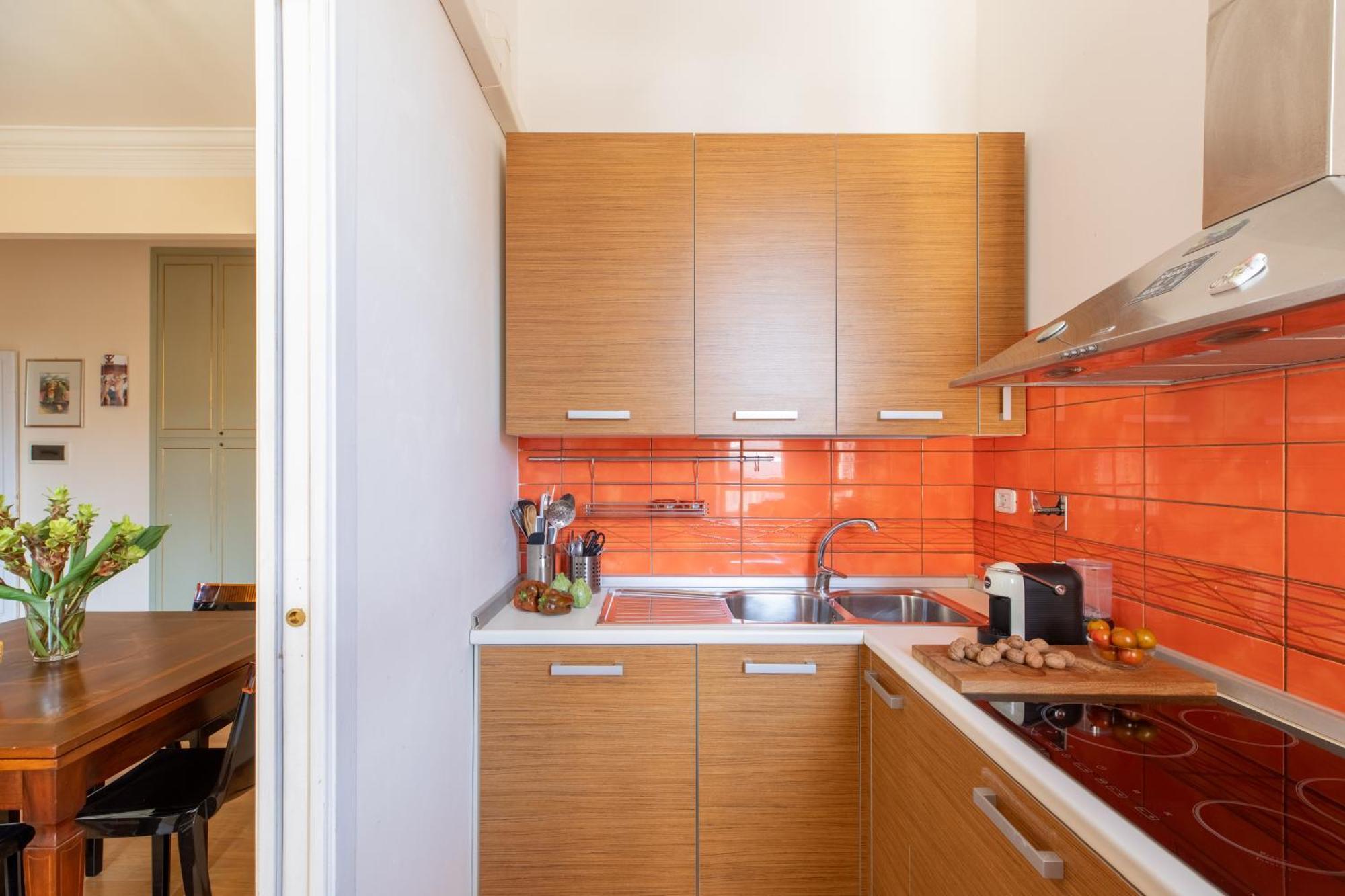 Iflat Bright & Comfy 2-bedroom Near Vatican Rom